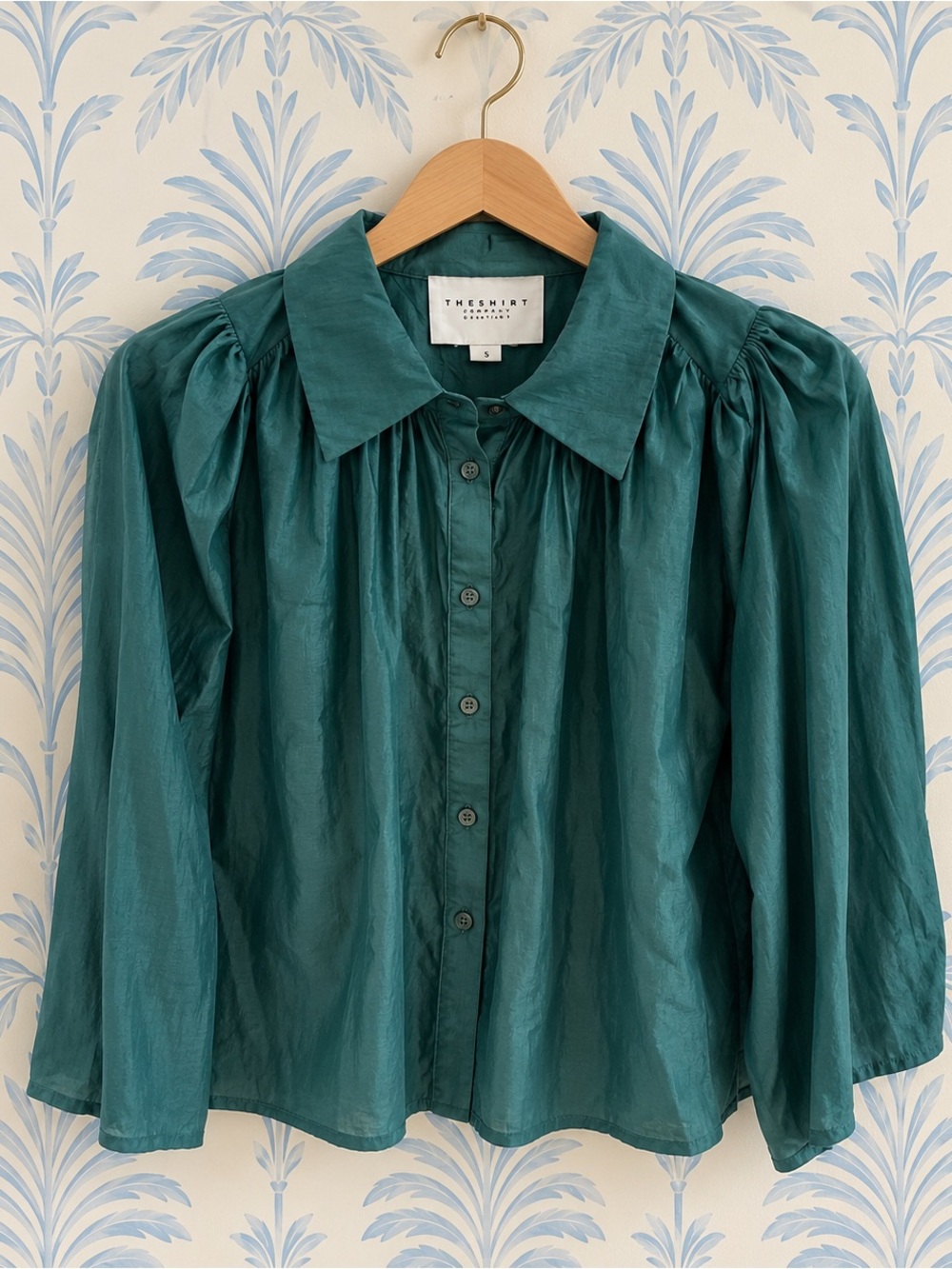 The Shirt by Rochelle Behrens Teal Green Puff-Sleeve Button Front Blouse